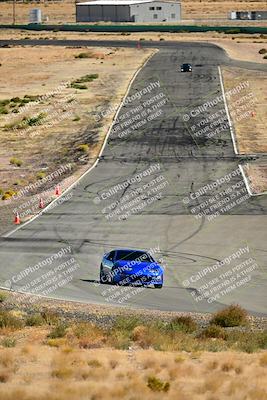 media/Oct-18-2025-Extreme Speed (Sat) [[d6d7e1fef1]]/Group 3 Purple/Session 3 (Turn 1)/